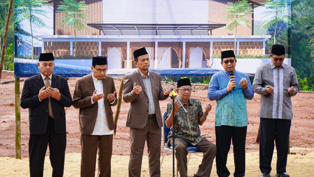 Tasyakur Milad Sewindu Pondok Modern Darul Falah Cimenteng Subang